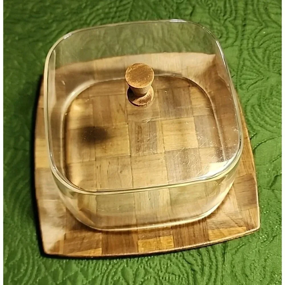 Vintage Weavewood Cheese‎ Tray With Clear Lucite Dome Lid MCM Kitchen Decor USA